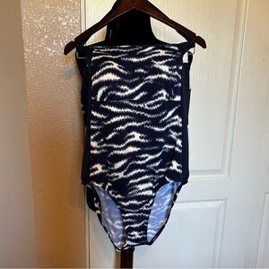 NWT Ambernoon QVC Blue and‎ White Halter One Piece Bathing Swimsuit Size 16